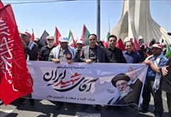 حضور فرماندار پارس‌آباد و هیئت همراه در آیین باشکوه تشییع پیکر رهبر شهید انقلاب در تهران